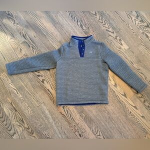 Vineyard Vines Gray and Navy Crew 1/4 button